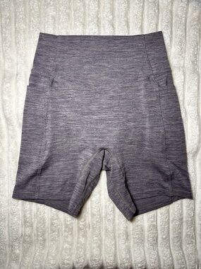 NWOT VITALITY w/ Pockets Women’s Soft Heather Brown Gray 6” Shorts Size Small